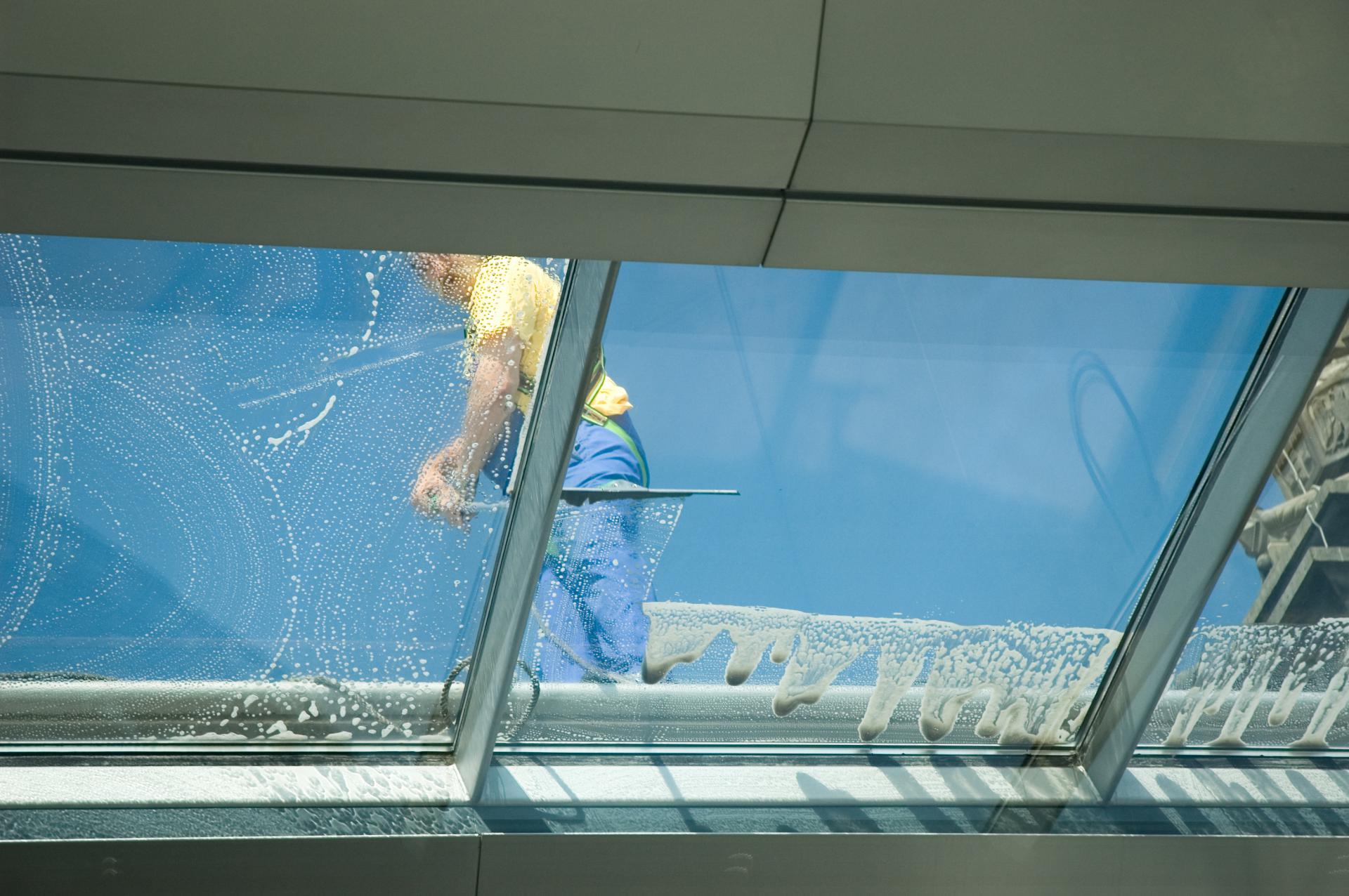 Serredaken wassen